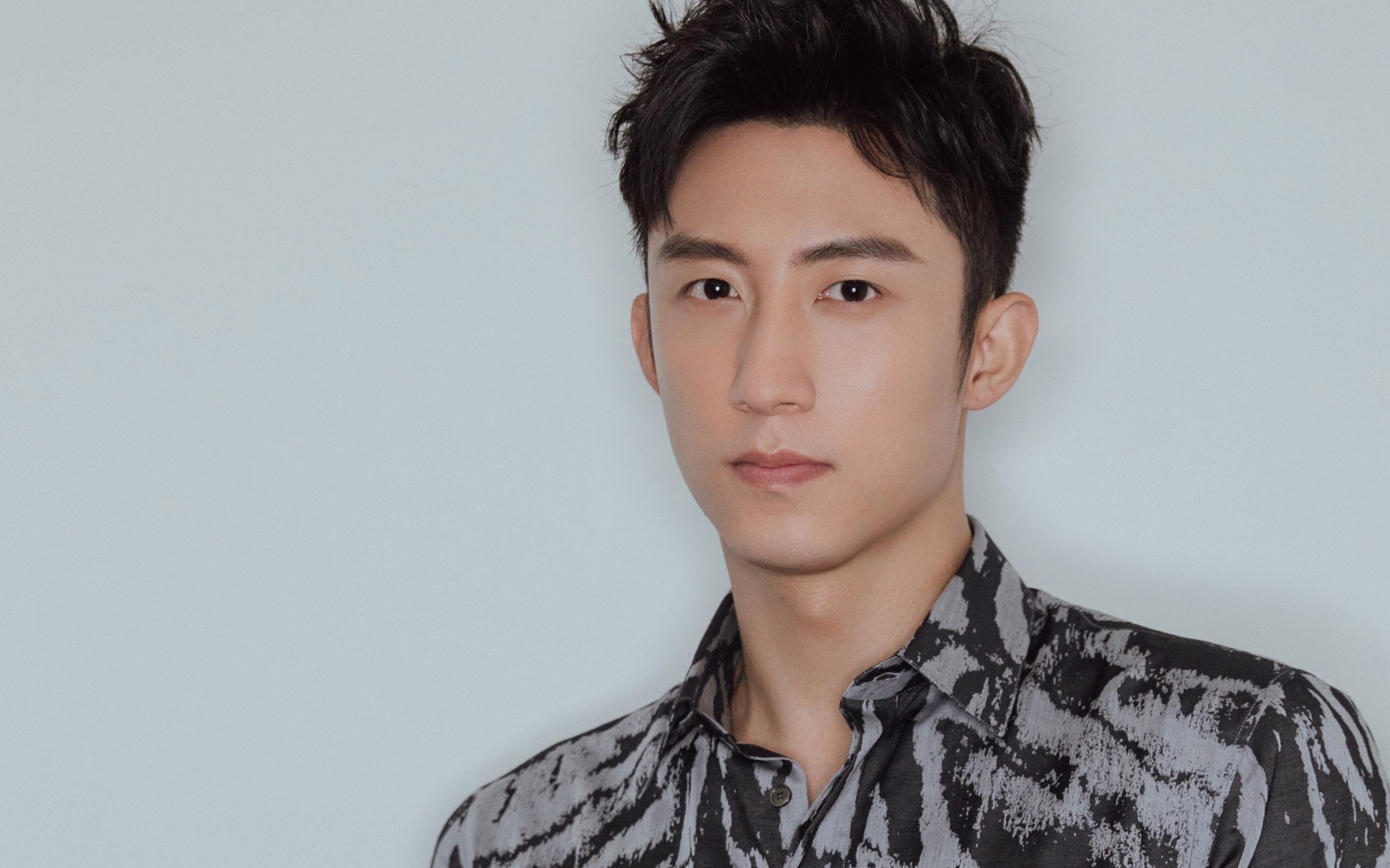 乔治外线手感回暖关键三分帮助快船反超，快船乔治外号