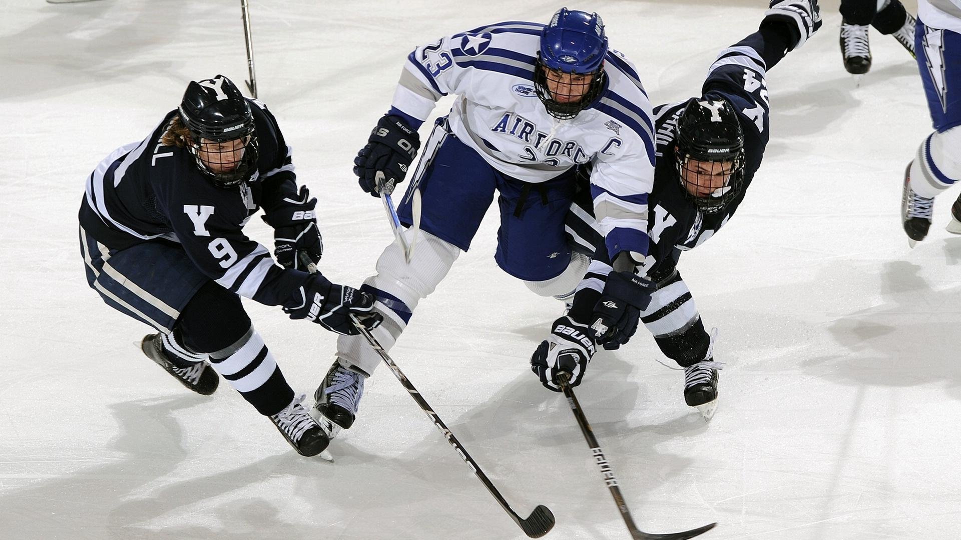 《最受期待的战队转会：重磅签约引发热议》，2022战队